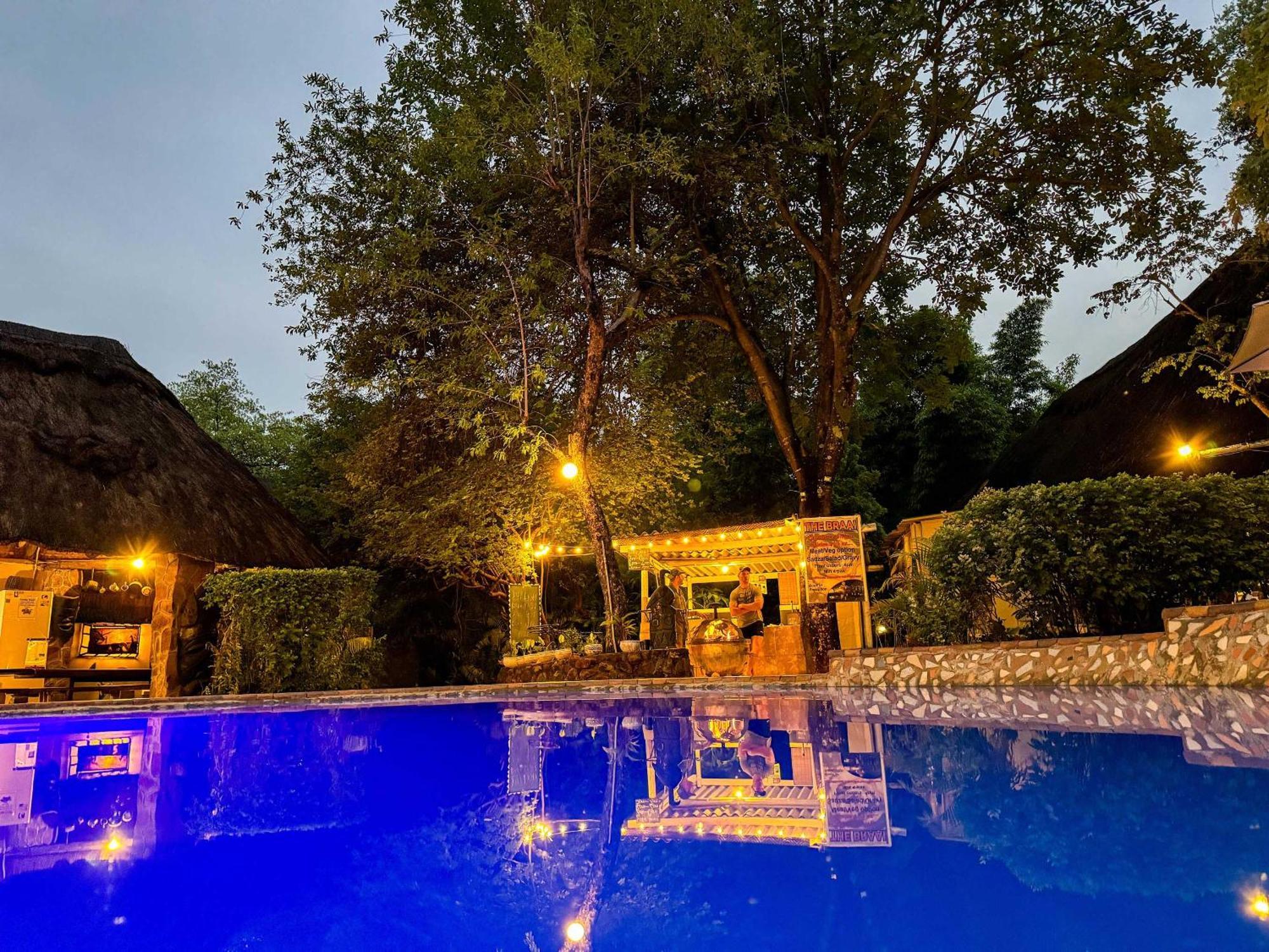 Victoria Falls Backpackers Lodge- Camp Sites Exterior photo